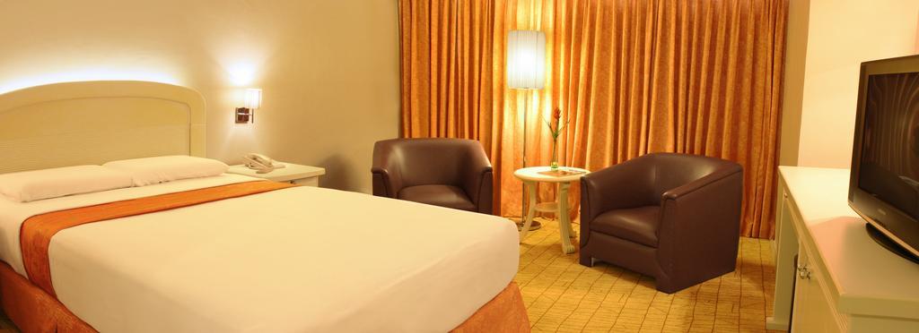 Hotel Riviera Mansion Manila