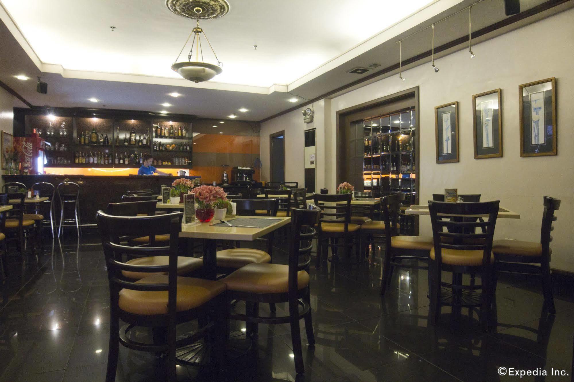 Riviera Mansion Hotel