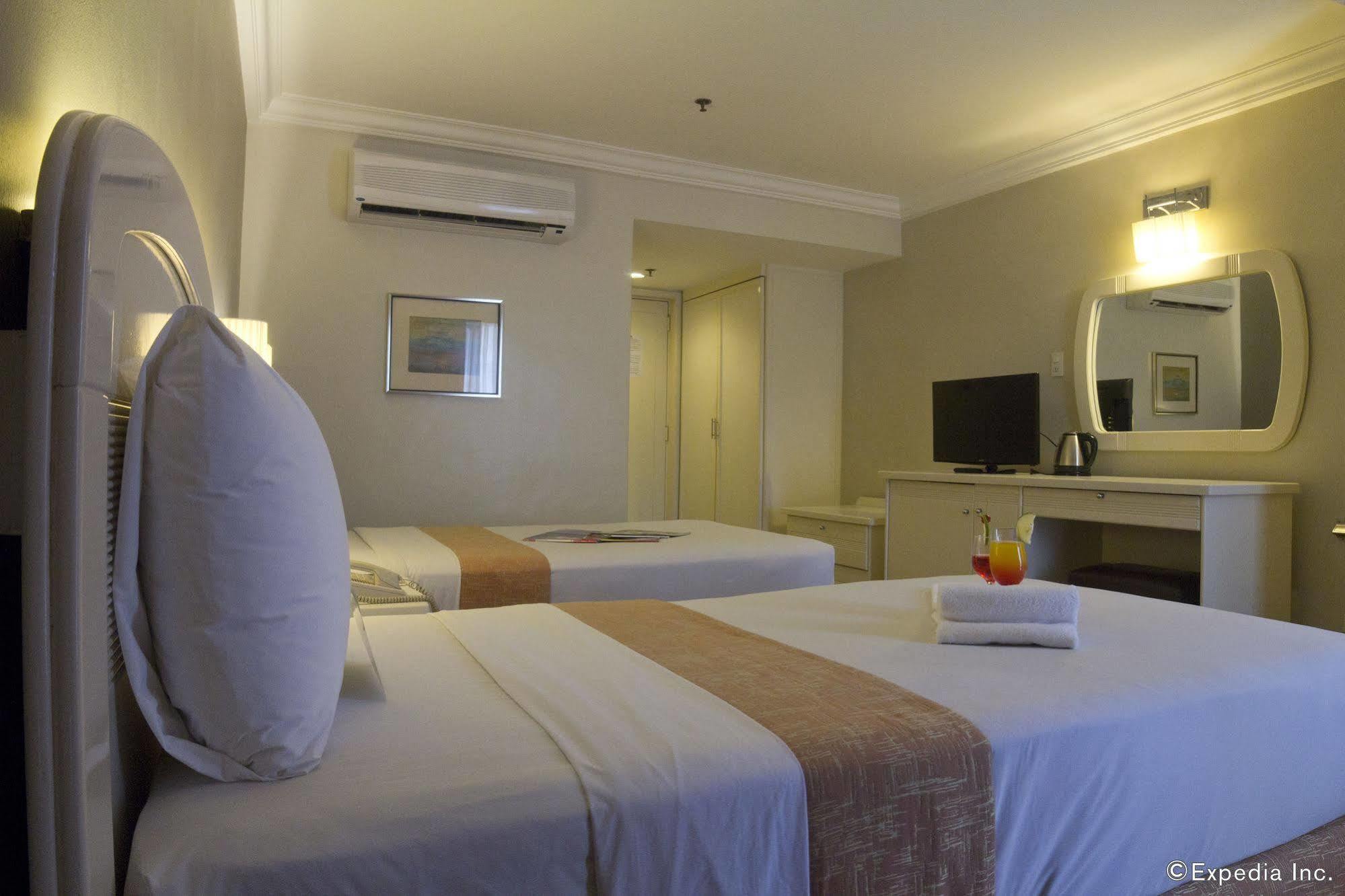 Riviera Mansion Hotel 3*